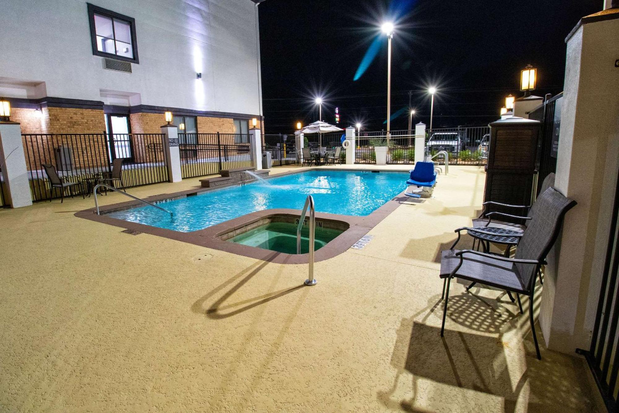 Best Western Plus Schulenburg Exterior foto